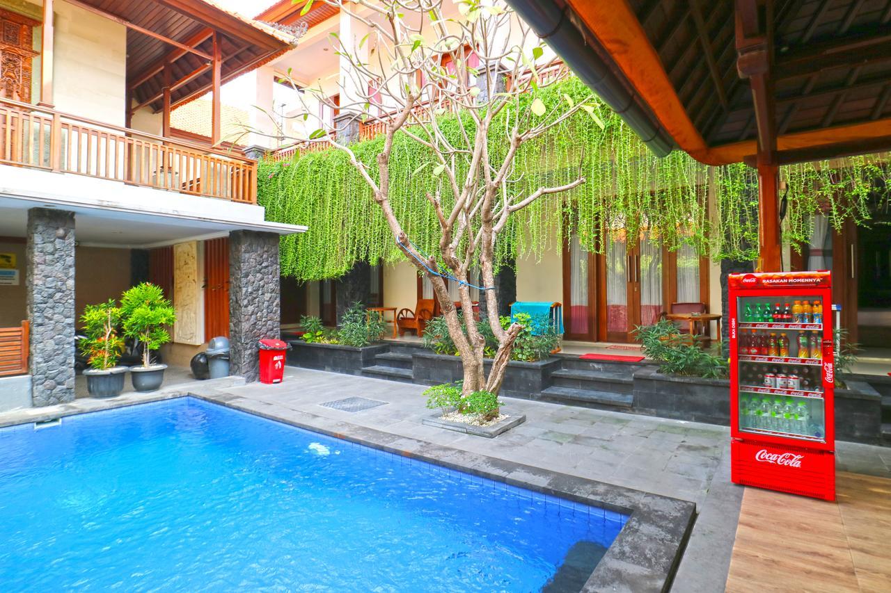 D'Astri Guesthouse Sanur Redpartner Денпасар Екстер'єр фото
