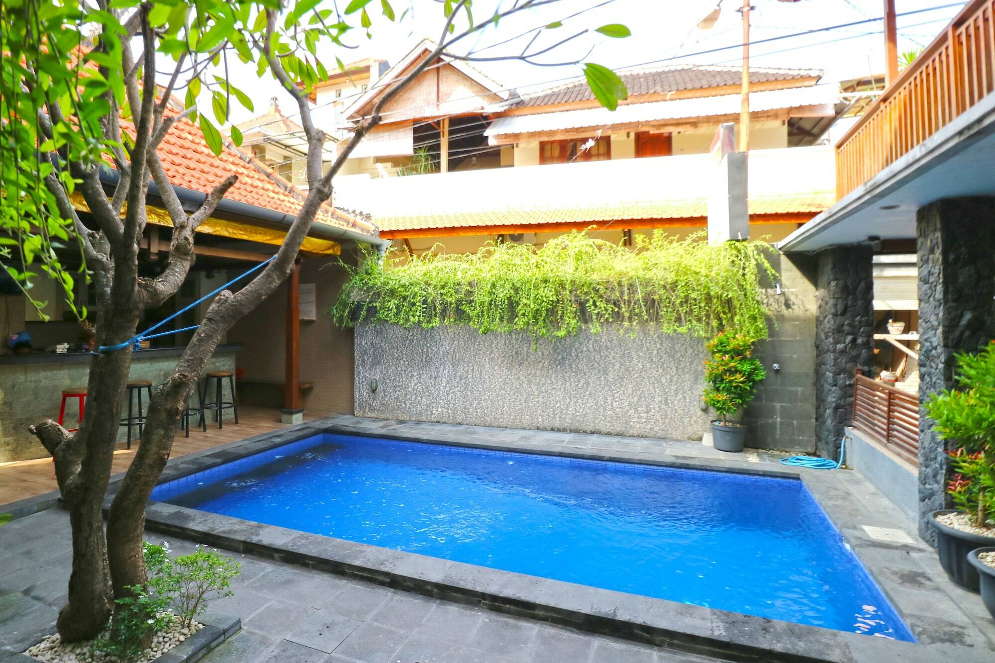 D'Astri Guesthouse Sanur Redpartner Денпасар Екстер'єр фото